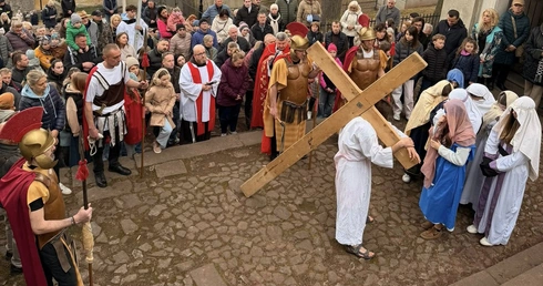 Wielki Piątek ze szczególną oprawą w Wambierzycach
