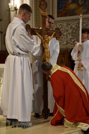 Liturgia Męki Pańskiej w katedrze w Radomiu