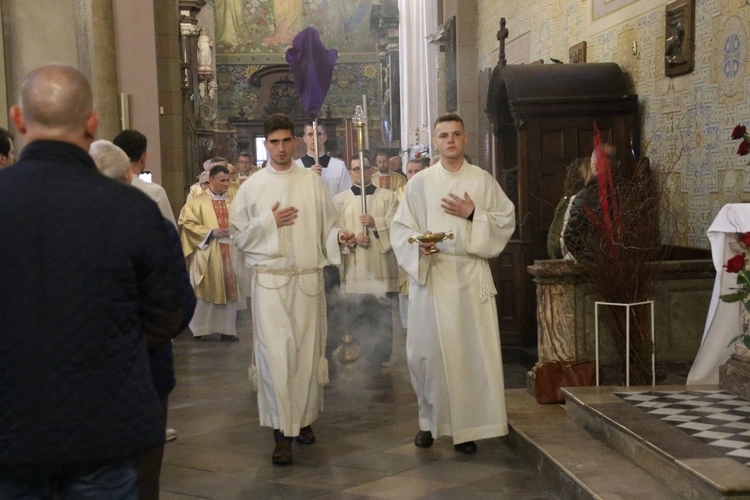 Płock. Msza Wieczerzy Pańskiej w katedrze