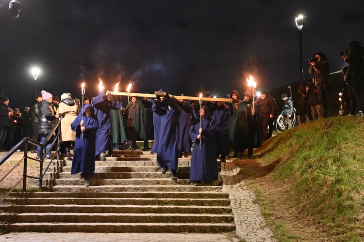 Nocne Misterium Krzyża po raz 11.