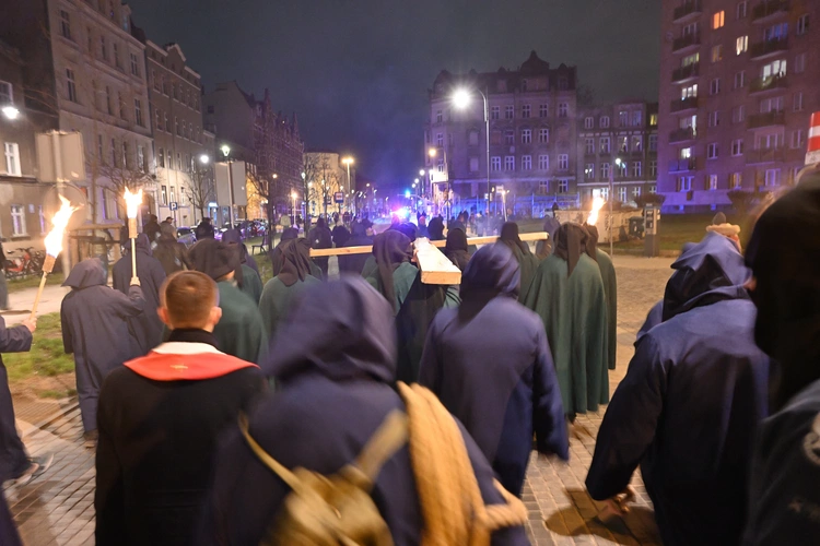 Nocne Misterium Krzyża po raz 11.
