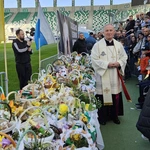 Święcenie pokarmów na stadionie Radomiaka