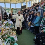Święcenie pokarmów na stadionie Radomiaka
