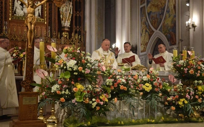 Wigilia Paschalna w radomskiej katedrze