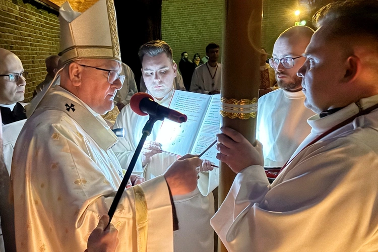 Liturgia Wigilii Paschalnej