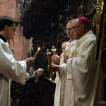 Wielka Sobota w katedrze wrocławskiej - Wigilia Paschalna