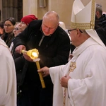 Wielka Sobota w katedrze wrocławskiej - Wigilia Paschalna