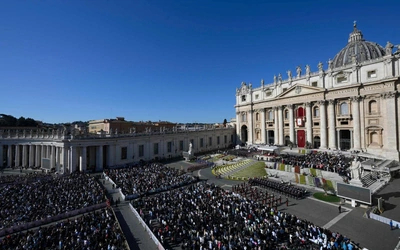 Papież w Niedzielę Wielkanocną: Pascha otwiera nowy początek dla ludzkości