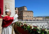 Papież w orędziu „Urbi et Orbi”: nie możemy przyzwyczaić się do zła