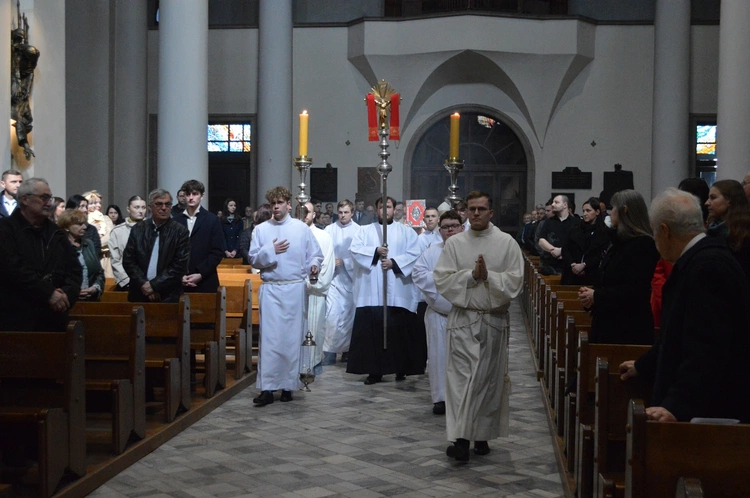 Wielkanocna Suma pontyfikalna