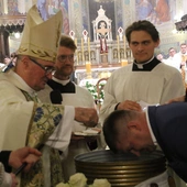 Płock. Po znakach liturgii do pustego grobu Jezusa