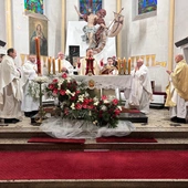 Wielkanoc z biskupem to już dla nich tradycja