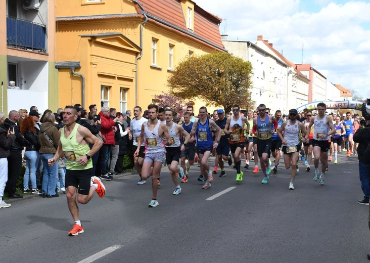 12. Bieg do Pustego Grobu w Nowej Soli