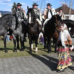 Banderia z figurą zmartwychwstałego Chrystusa