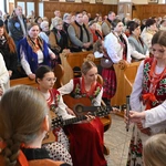 Banderia z figurą zmartwychwstałego Chrystusa