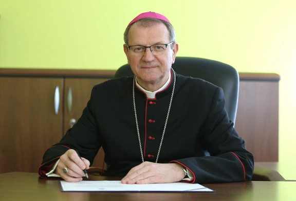 Przewodniczący Episkopatu apeluje o modlitwę o pokój w jedności z Papieżem