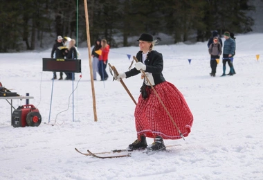 Na nartach w starym stylu