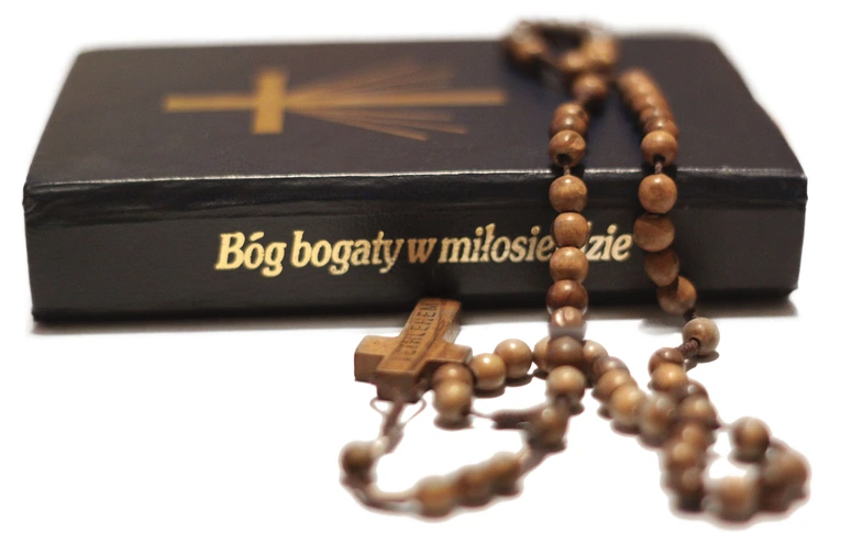 Koronka kołem się toczy. Jak małe grupy modlitwy zmieniają świat