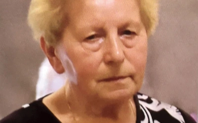 Janina Lachcik była apostołką Bożego Miłosierdzia i modlitwy różańcowej. Inspirowała nie tylko do modlitwy, ale też ufundowania w bazylice stacji Drogi Światła i sztandaru kół koronkowych. Niektórzy widzą w niej kandydatkę na ołtarze.