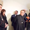 W otwarciu wystawy, obok bp. Wojciecha Osiala, uczestniczyli m.in. bp Andrzej F. Dziuba, kard. Grzegorz Ryś, a także naukowcy i kustosze.