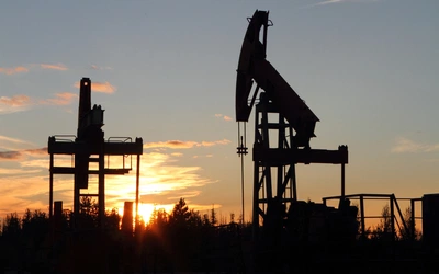 Ceny ropy gwałtownie spadają. Największa przecena od lat