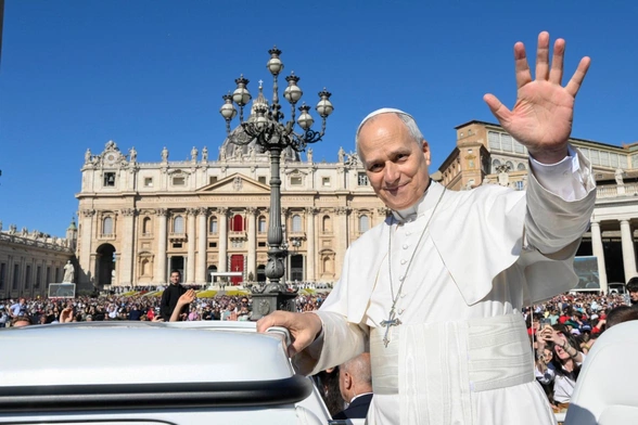 Nadzieja ze Zmartwychwstania i pilny apel o pokój