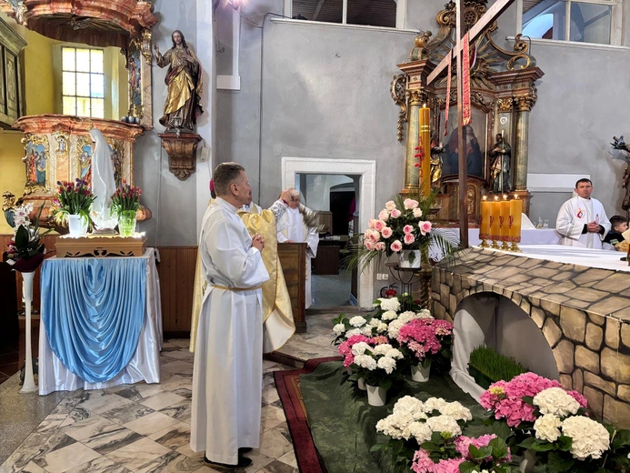 Wizytacja w parafii św. Mikołaja w Domaszkowie