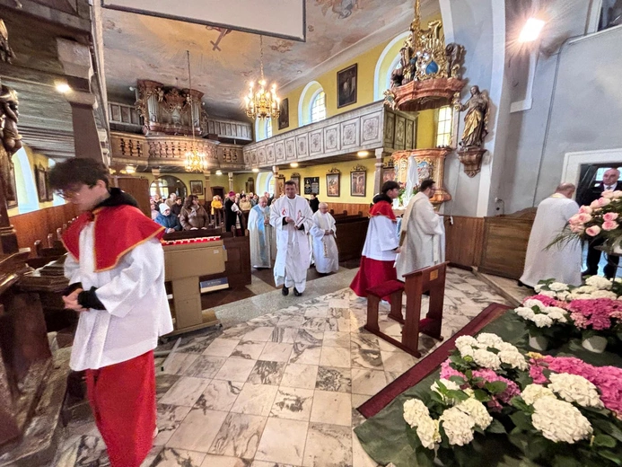 Wizytacja w parafii św. Mikołaja w Domaszkowie