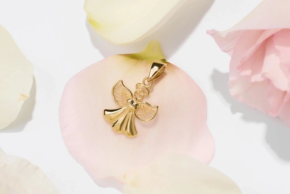 Prezent na komunię – czy biżuteria to dobry pomysł?