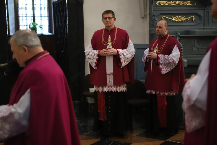 Włączenie nowych kanoników Katedralnej Kapituły Łowickiej