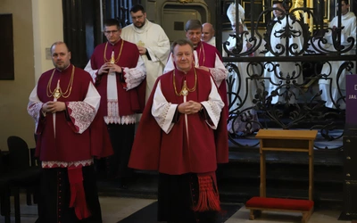 Włączenie nowych kanoników Katedralnej Kapituły Łowickiej