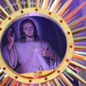 Bp Stułkowski dla "Gościa Płockiego": Niedziela Miłosierdzia jest po to, żeby dotknąć miłości Boga