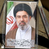 Reuters: Modżtaba Chamenei doznał obrażeń twarzy i nóg, ale jest sprawny umysłowo