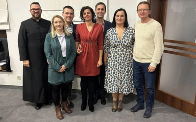 Znów razem. Powrót do źródła Miłości