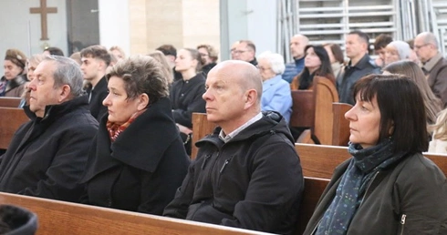 Wielkanocne Uwielbienie