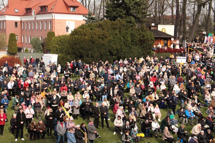 Niedziela Miłosierdzia 2026