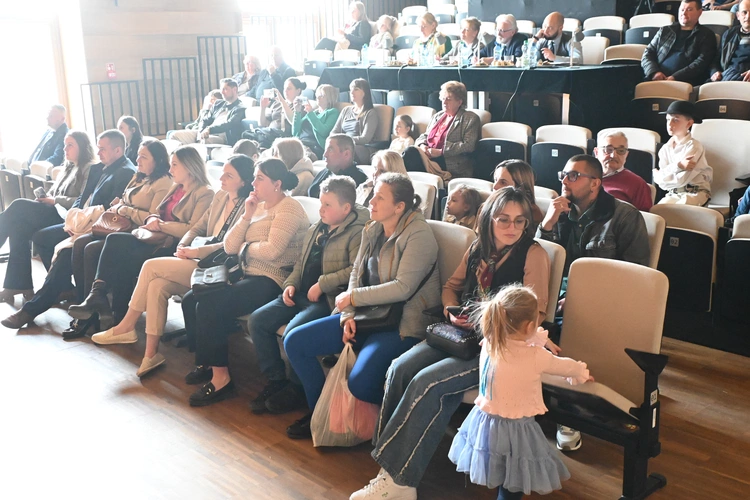 500 małych aktorów w Ludźmierzu