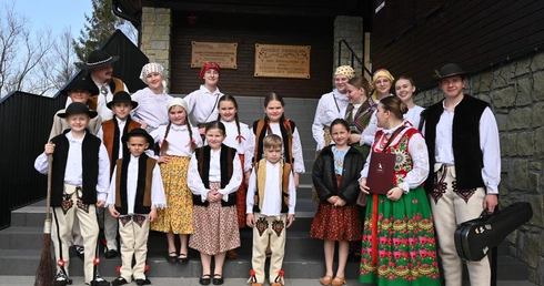 500 małych aktorów w Ludźmierzu