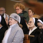 Płock. Niedziela Miłosierdzia w sanktuarium cz. I