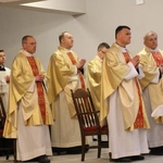 Płock. Niedziela Miłosierdzia w sanktuarium cz. I