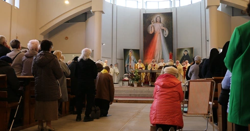 Płock. Miłosierdzie nie tylko od święta