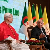 Papież do władz Algierii: Religia bez miłosierdzia i życie społeczne bez solidarności są skandalem w oczach Boga