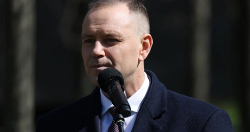 Prezydent ułaskawił kobietę skazaną za ostrzeganie przed lekarzem, który sugerował jej aborcję