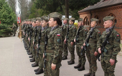 Tablica kapelanów katyńskich