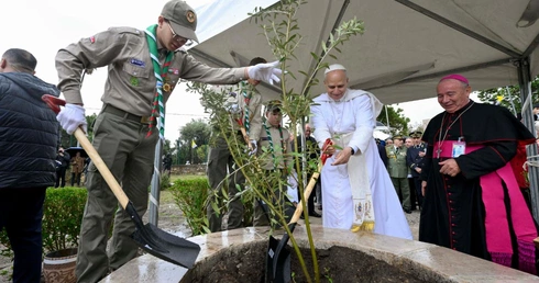 Papież w miejscu posługi swojego duchowego Ojca, św. Augustyna