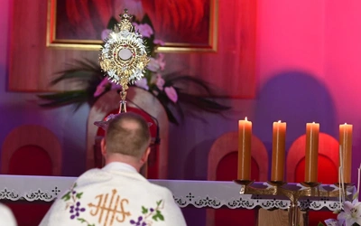 Koncert "Miłosierdzie Boże wyśpiewać chcę"