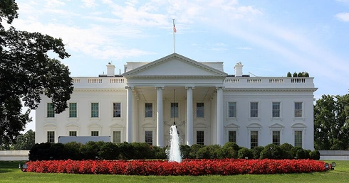 Watykanista: Trump ignoruje zasady dyplomacji, co potęguje spór z papieżem