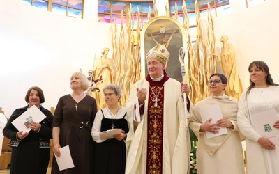 Tam, gdzie są ludzie, dla których Bóg jest niczym, muszą być ci, dla których Bóg jest wszystkim