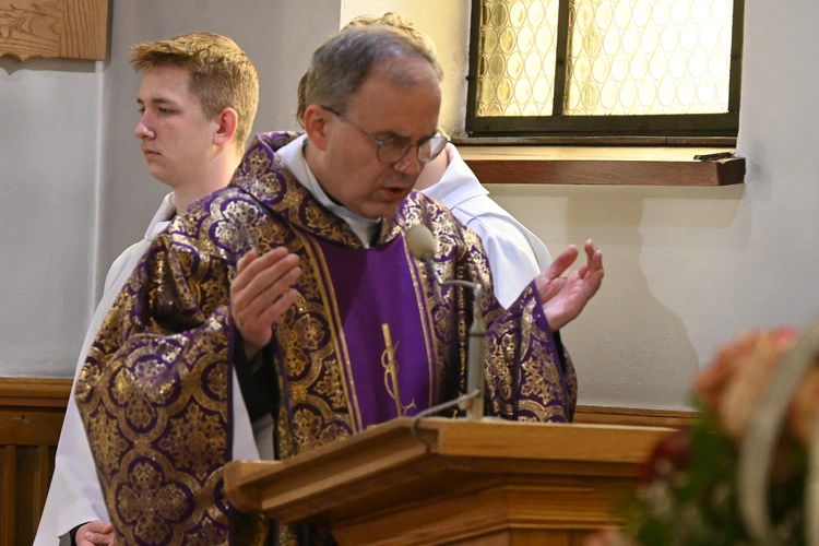 Pożegnanie mamy, nauczycielki, społeczniczki