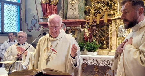 Świdnica w hołdzie ofiarom Katynia